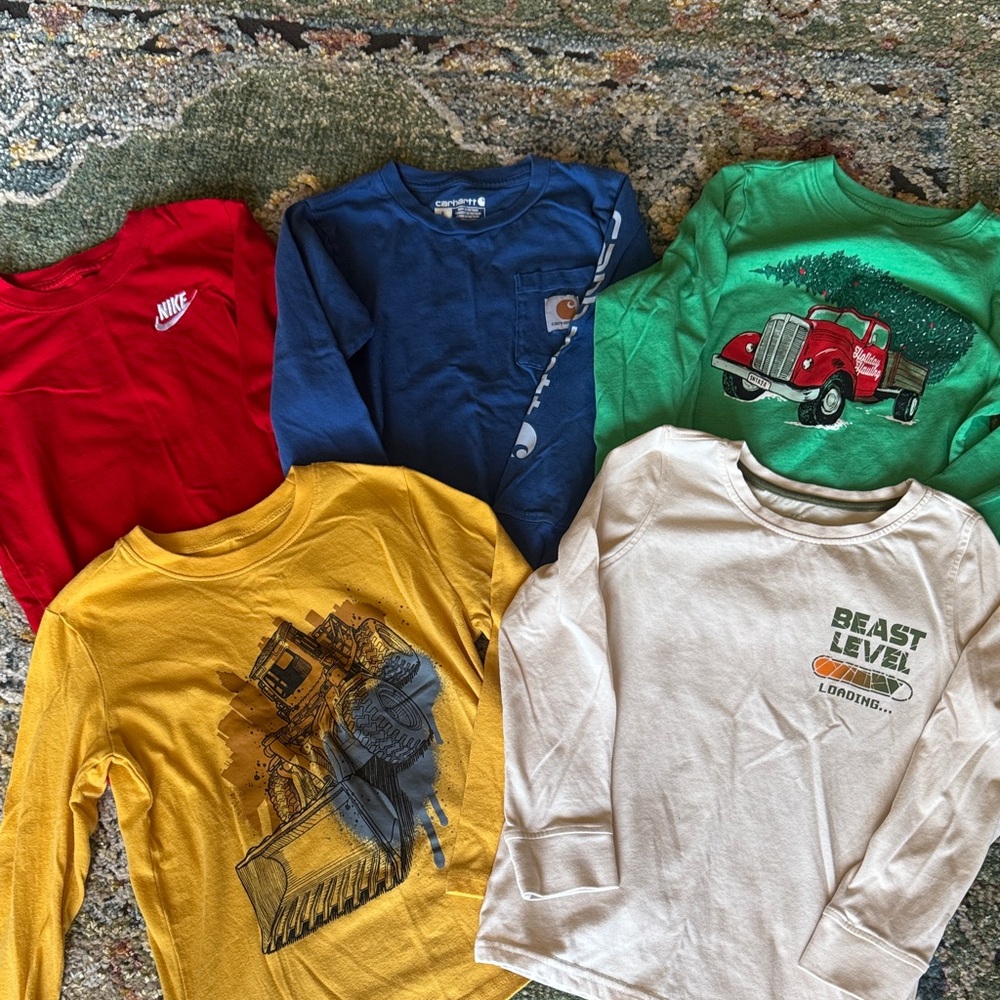 NIKE, CARHARTT BOYS BUNDLE OF 5 LONG SLEEVED TSHIRTS IN SZ XS, 6…GREAT PREOWNED!
